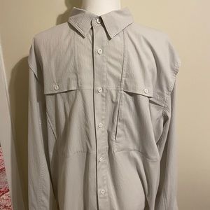 Large white Long-Sleeved Open Air Caster